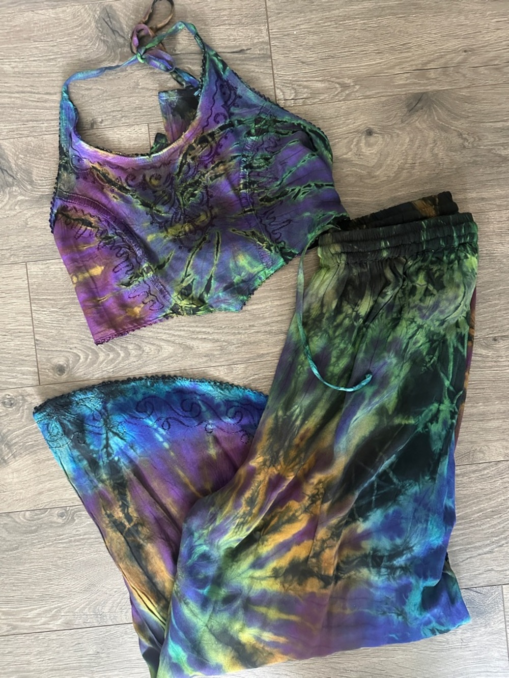Tie-Dye Two-Piece Halter Crop Top & Pant Set - Purple/Green/Blue